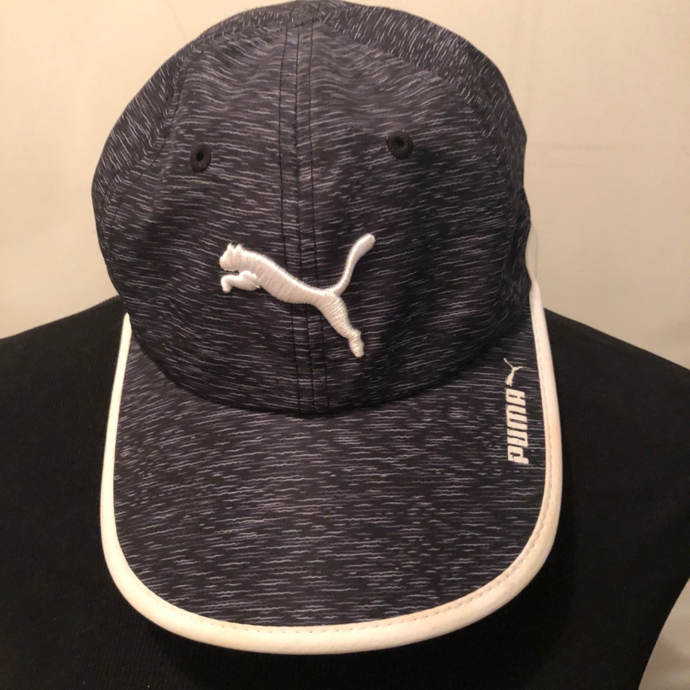 PUMA adjustable cap. Gray